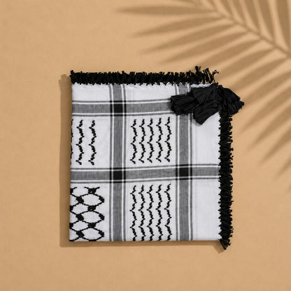 Arafat Keffiyeh Black & White – Blended Fabric Shemagh with Tassels | ALFAJR