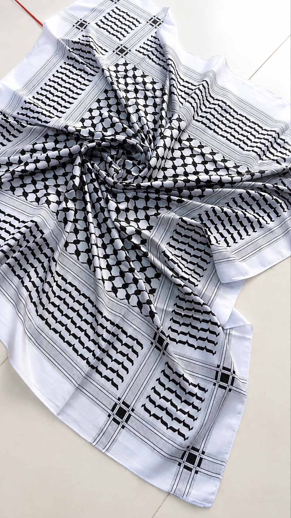 ALFAJR Palestine Heritage Printed Keffiyeh Scarf, product photo 4
